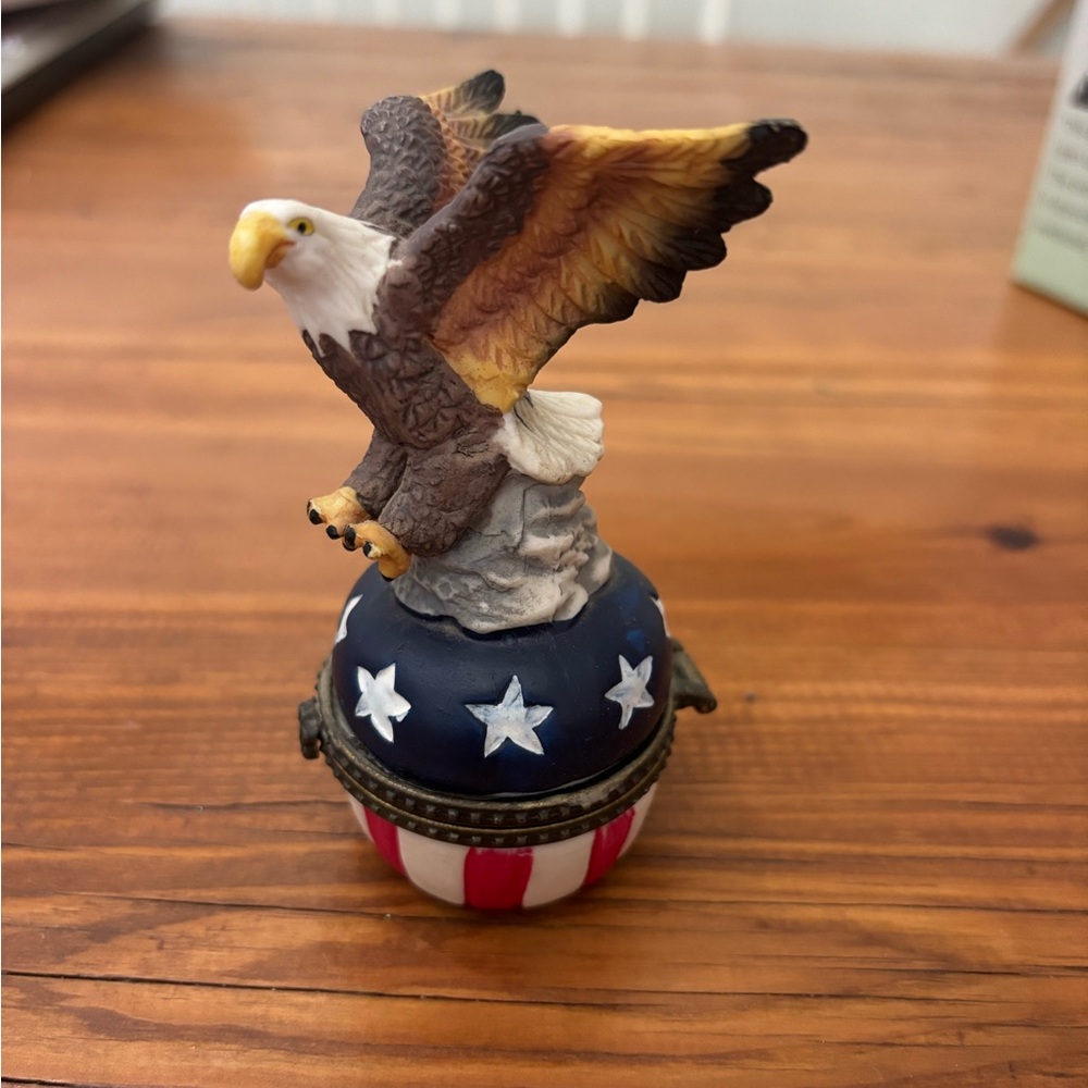 Vintage Hinged Patriotic Trinket Box